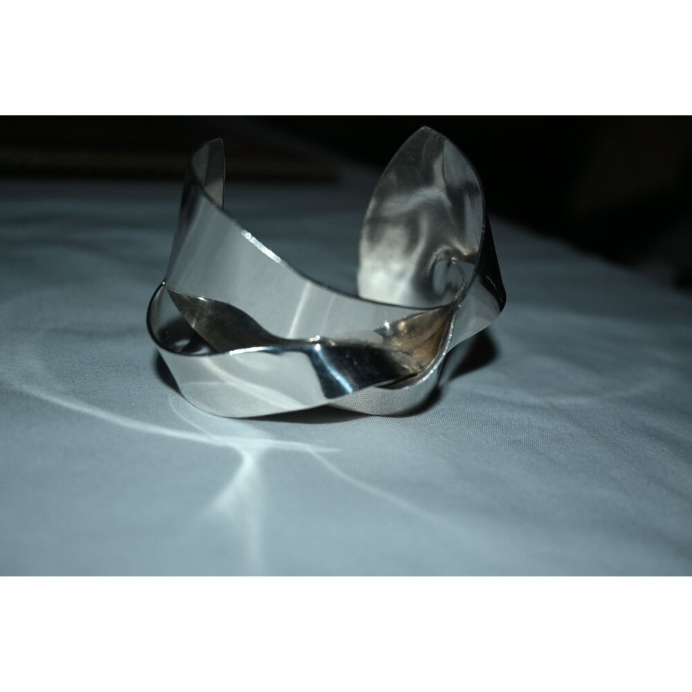 Vintage Mexican Sterling Silver Bangle Bracelet Twisted Design Stamped 925